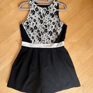 Finders Keepers Romper/ Small.  GD787